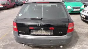 AUDI A6 AVANT (4B5) foto 40