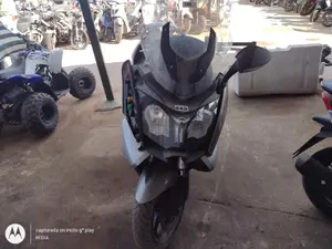 BMW C 650 GT foto 3
