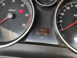 OPEL ASTRA H BERLINA foto 5