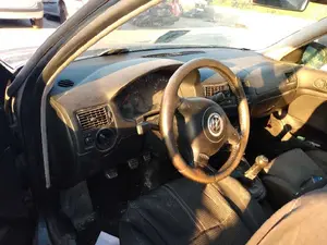 VOLKSWAGEN GOLF IV BERLINA (1J1)(10.1997) foto 5