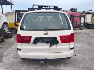 SEAT ALHAMBRA (7V9) foto 4