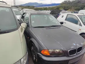 BMW SERIE 3 BERLINA (E46) foto 2
