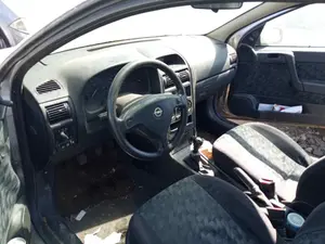 OPEL ASTRA G BERLINA foto 3