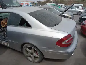 MERCEDES-BENZ CLK (BM 209) COUPE foto 2