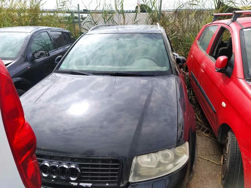 AUDI A4 BERLINA (8E)