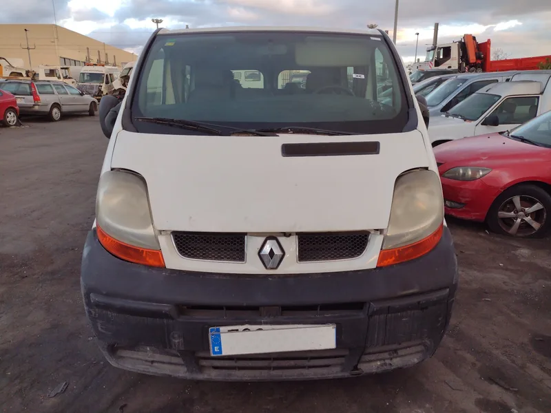 RENAULT TRAFIC II COMBI