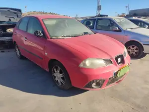 SEAT IBIZA (6L1) foto 3