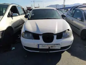 SEAT IBIZA (6L1) foto 1