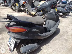YAMAHA  foto 3