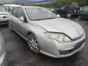 RENAULT LAGUNA III BERLINA foto 8