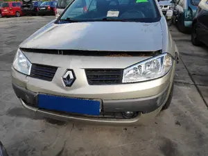 RENAULT MEGANE II BERLINA 3P foto 4