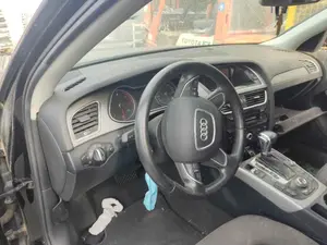 AUDI A4 BERLINA (8K2) foto 7