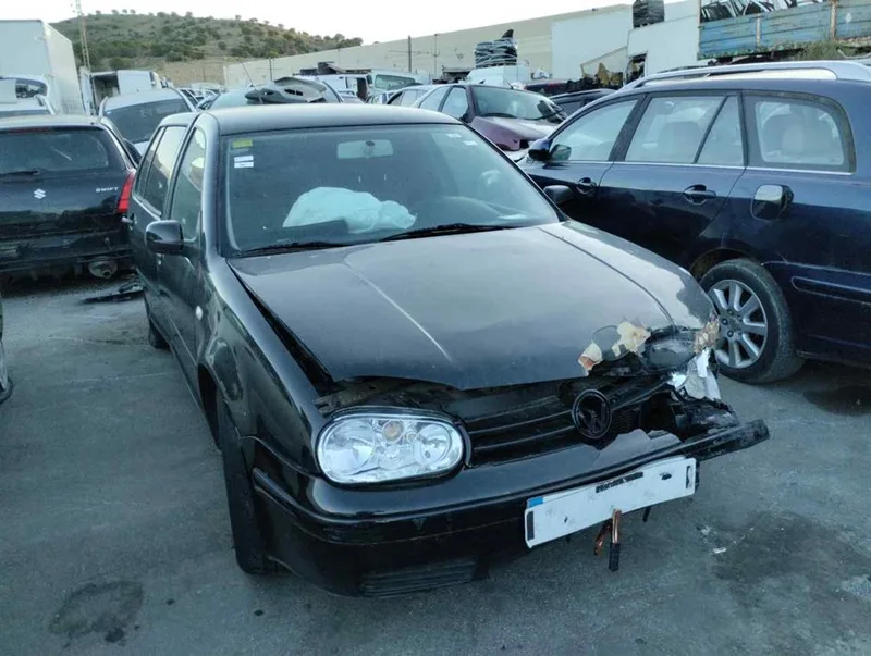 VOLKSWAGEN GOLF IV BERLINA (1J1)(10.1997)