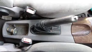 FORD FOCUS BERLINA (CAK) foto 26
