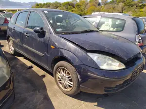 FORD FOCUS BERLINA (CAK) foto 6