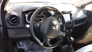 RENAULT CLIO IV foto 2