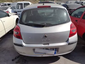 RENAULT CLIO III foto 4