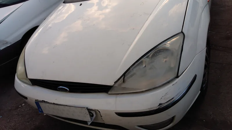 FORD FOCUS BERLINA (CAK)