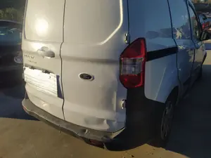 FORD TRANSIT COURIER (C4A) foto 8
