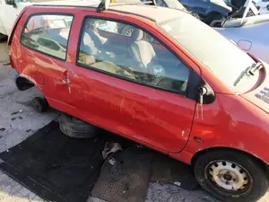 RENAULT TWINGO I (C06) foto 3