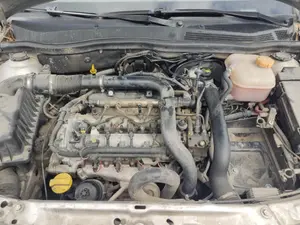 OPEL ASTRA H GTC foto 4