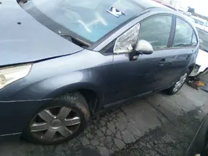 CITROEN C4 BERLINA foto 2