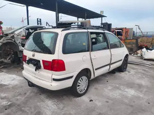 SEAT ALHAMBRA (7V9) foto 5