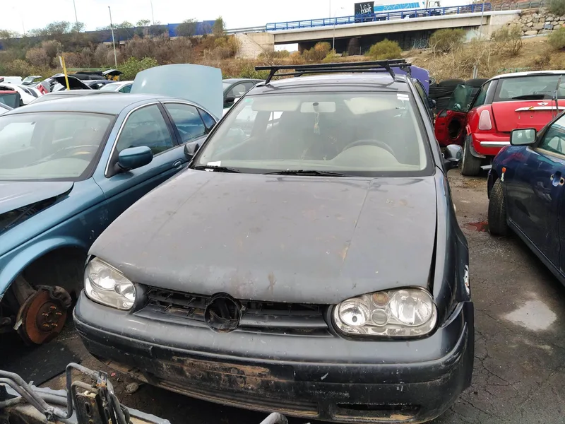 VOLKSWAGEN GOLF IV BERLINA (1J1)(10.1997)