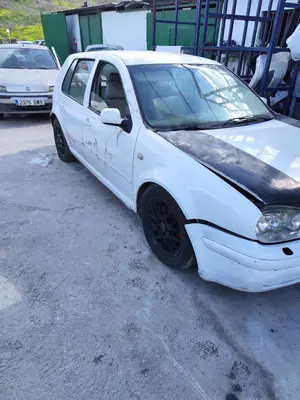 VOLKSWAGEN GOLF IV BERLINA (1J1)(10.1997) foto 6