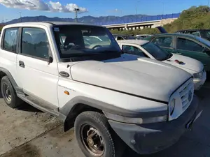 SSANGYONG KORANDO foto 2