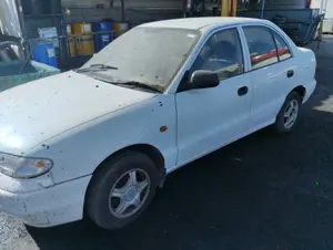 HYUNDAI ACCENT (X3) foto 2