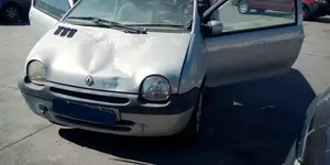 RENAULT TWINGO I (C06) foto 1