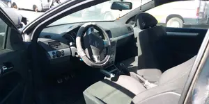 OPEL ASTRA H BERLINA foto 4