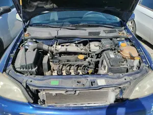 OPEL ASTRA G BERLINA foto 6