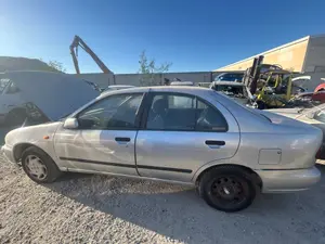 NISSAN ALMERA (N15) foto 3
