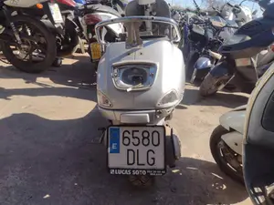 PIAGGIO (VESPA) VESPA S / LX / LXV 50/125 foto 4