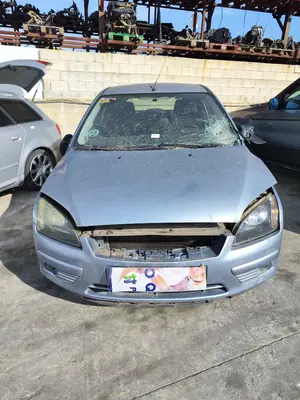 FORD FOCUS BERLINA (CAP) foto 5