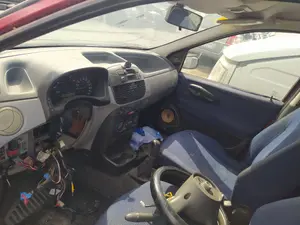 FIAT II PUNTO (188) BERLINA foto 2
