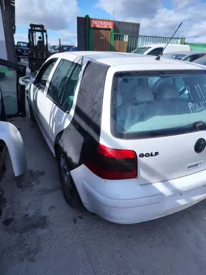VOLKSWAGEN GOLF IV BERLINA (1J1)(10.1997) foto 7