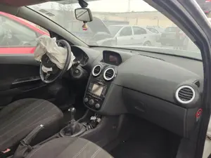 OPEL CORSA D foto 2