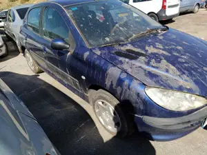 PEUGEOT 206 foto 2