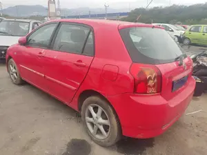 TOYOTA COROLLA (E12) foto 5