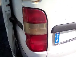 TOYOTA HI-ACE foto 3