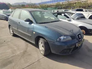 SEAT IBIZA (6L1) foto 5