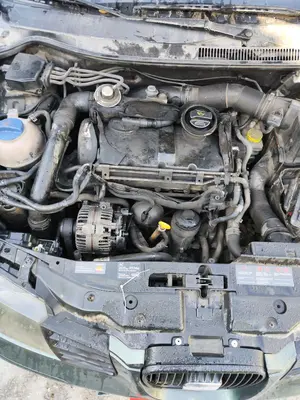 SEAT IBIZA (6L1) foto 5