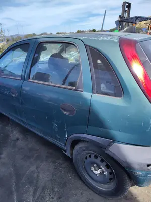 OPEL CORSA C foto 4