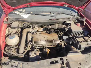 SEAT IBIZA (6L1) foto 4