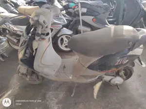 PIAGGIO (VESPA) ZIP foto 2