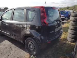 NISSAN NOTE (E11E) foto 4