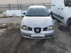 SEAT IBIZA (6L1) foto 1